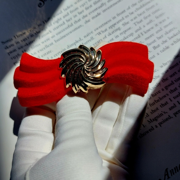 Vintage Barrette Bobby Pin Clip Paris Velvet Red Gold 1990s - Picture 3 of 10